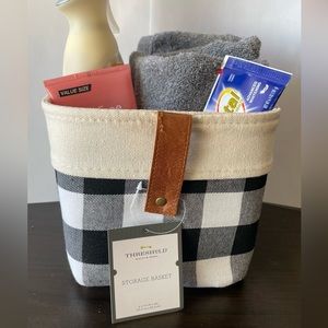 Small Bathroom Hand Towel & Toiletries Bin